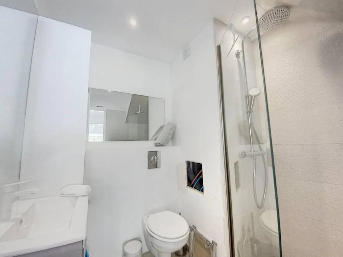 Acacia Marina, Luxurious Duplex, Walkable Beach Anse Marcel